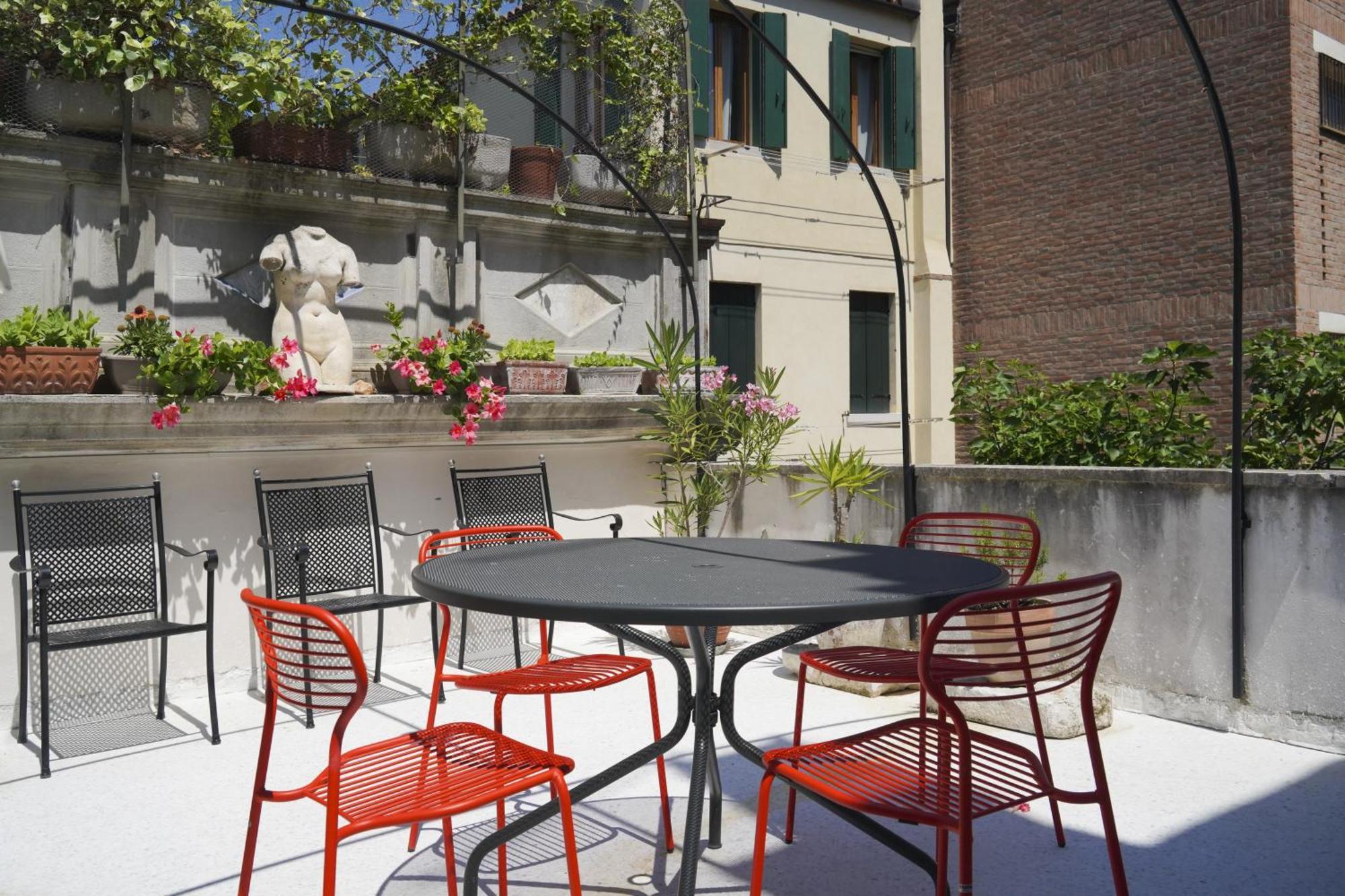 Family Apartment With Terrace Veneza Exterior foto